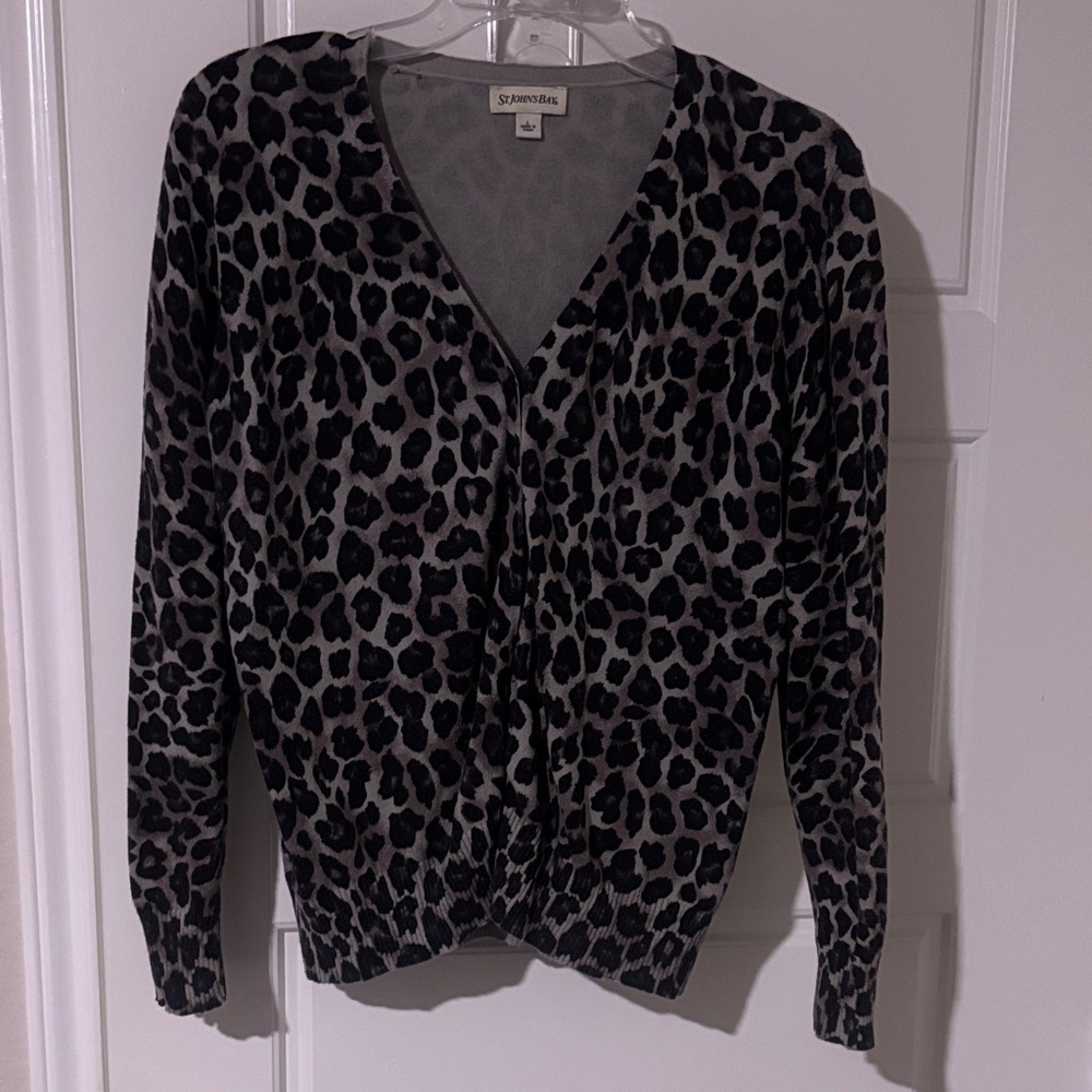 St. John's Bay Black and Gray Leopard V-Neck Sweater